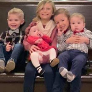 Meet your Posher, Stacy